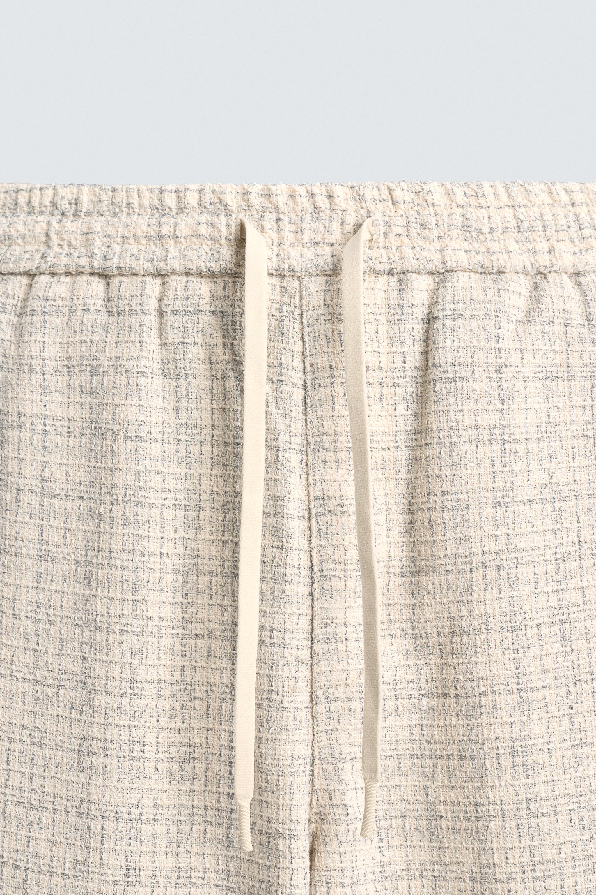 CONTRAST STRIPE TEXTURED JOGGER PANTS