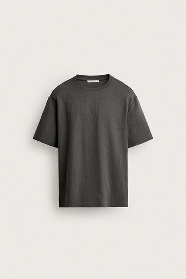 Zara TEXTURED RELAXED FIT T-SHIRT - Dark brown