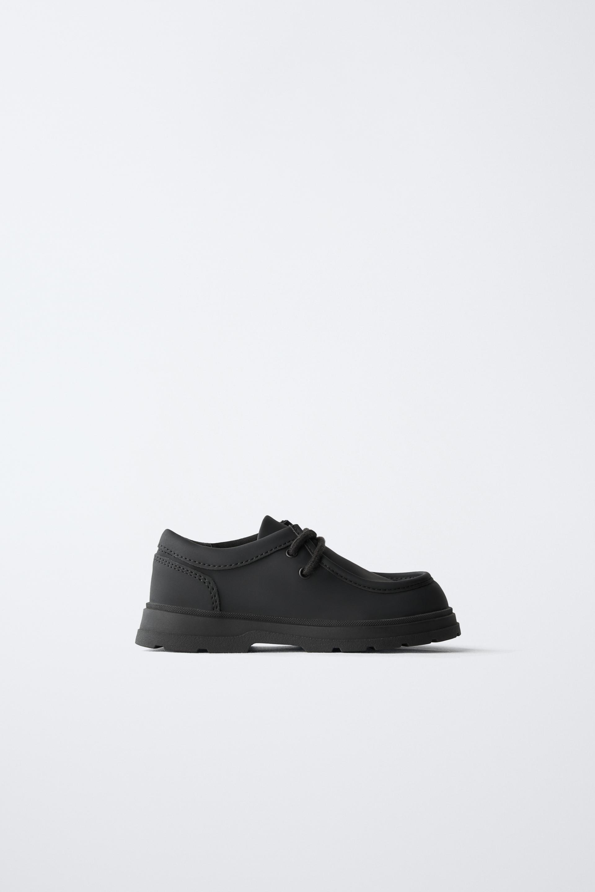 Moc Toe Shoes With Binding