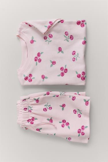 1 1/2-6 AÑOS/ PIJAMA ESTAMPADO CEREZAS - Rosa de Zara