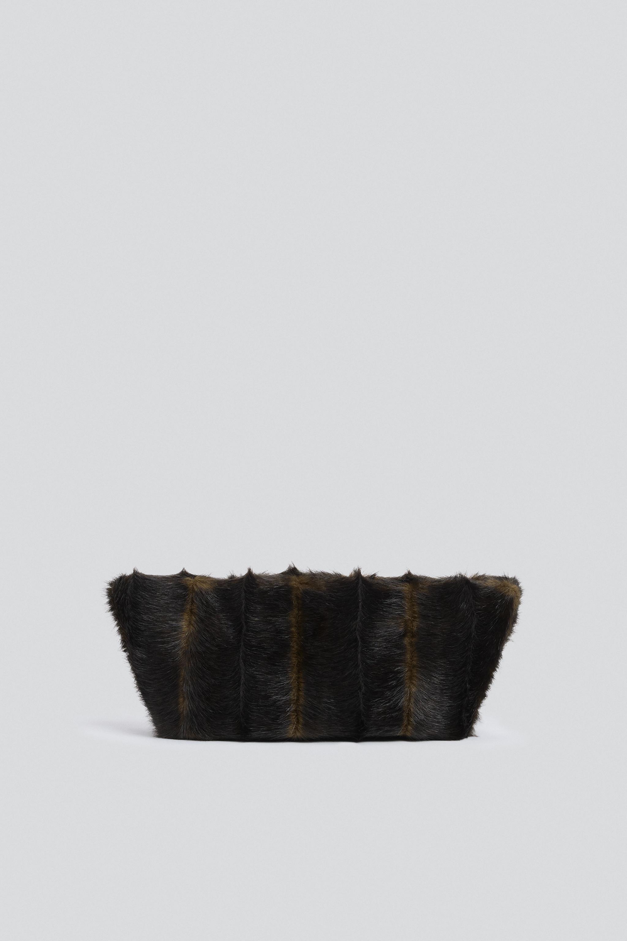 LIMITED EDITION TEXTURED CROSSBODY BAG