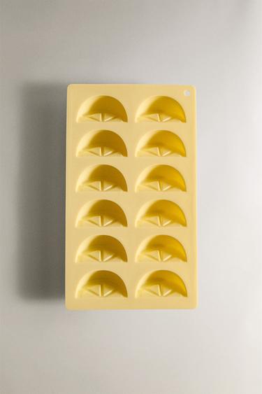 BAC À GLAÇON SILICONE TRANCHES CITRON - Jaune de Zara