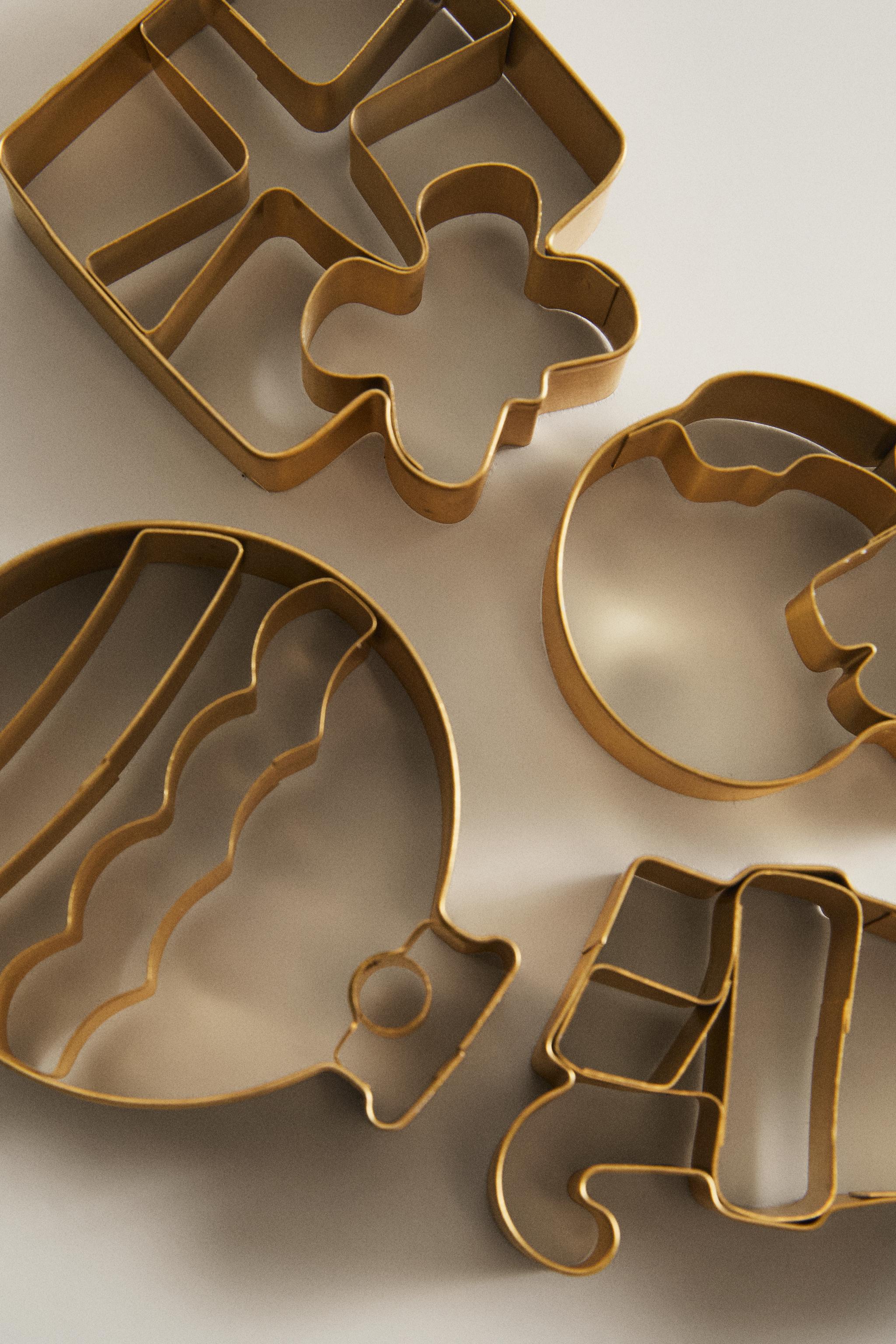 CHRISTMAS STEEL COOKIE CUTTER (SET OF 4)