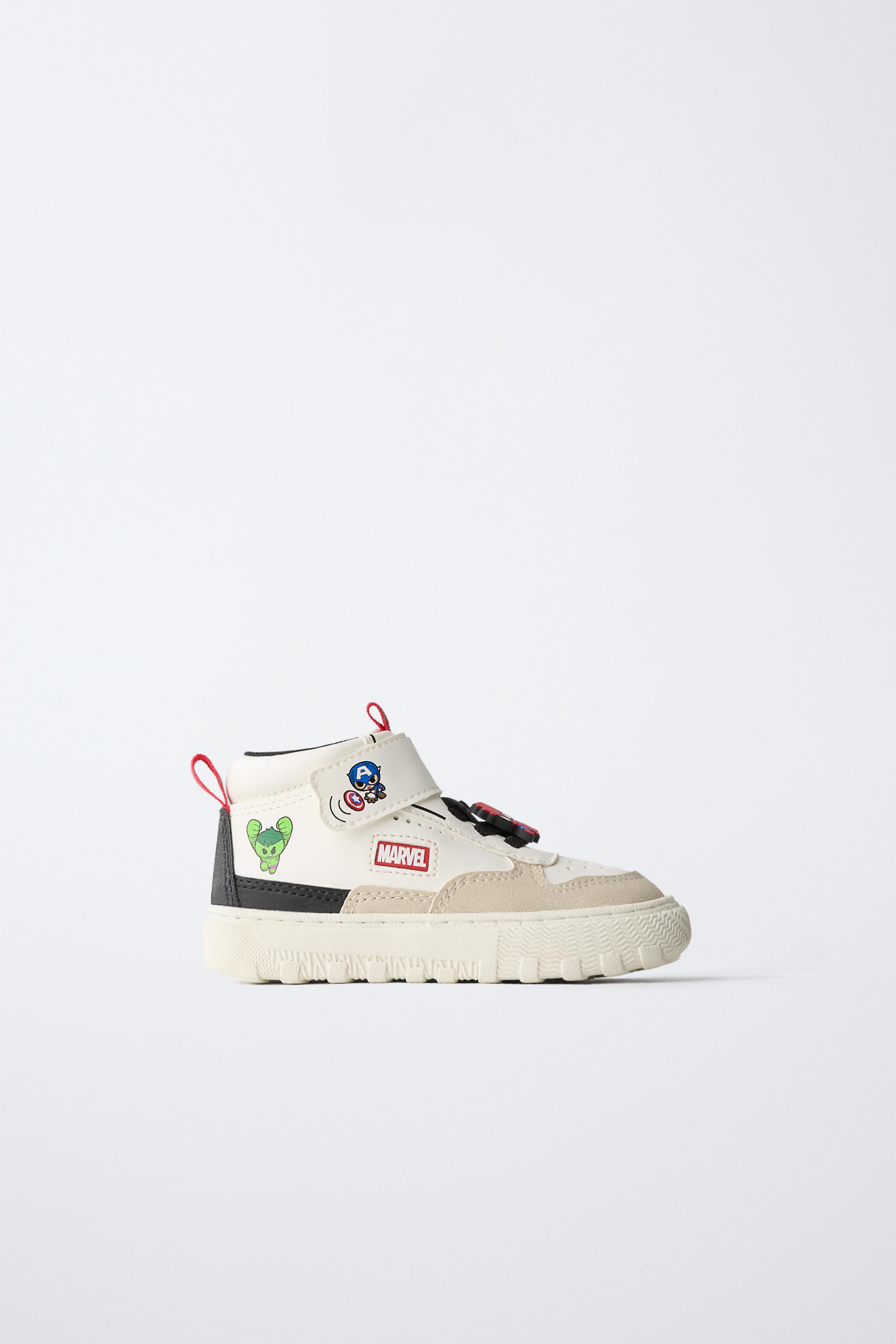 BASKETS MONTANTES THE AVENGERS © MARVEL