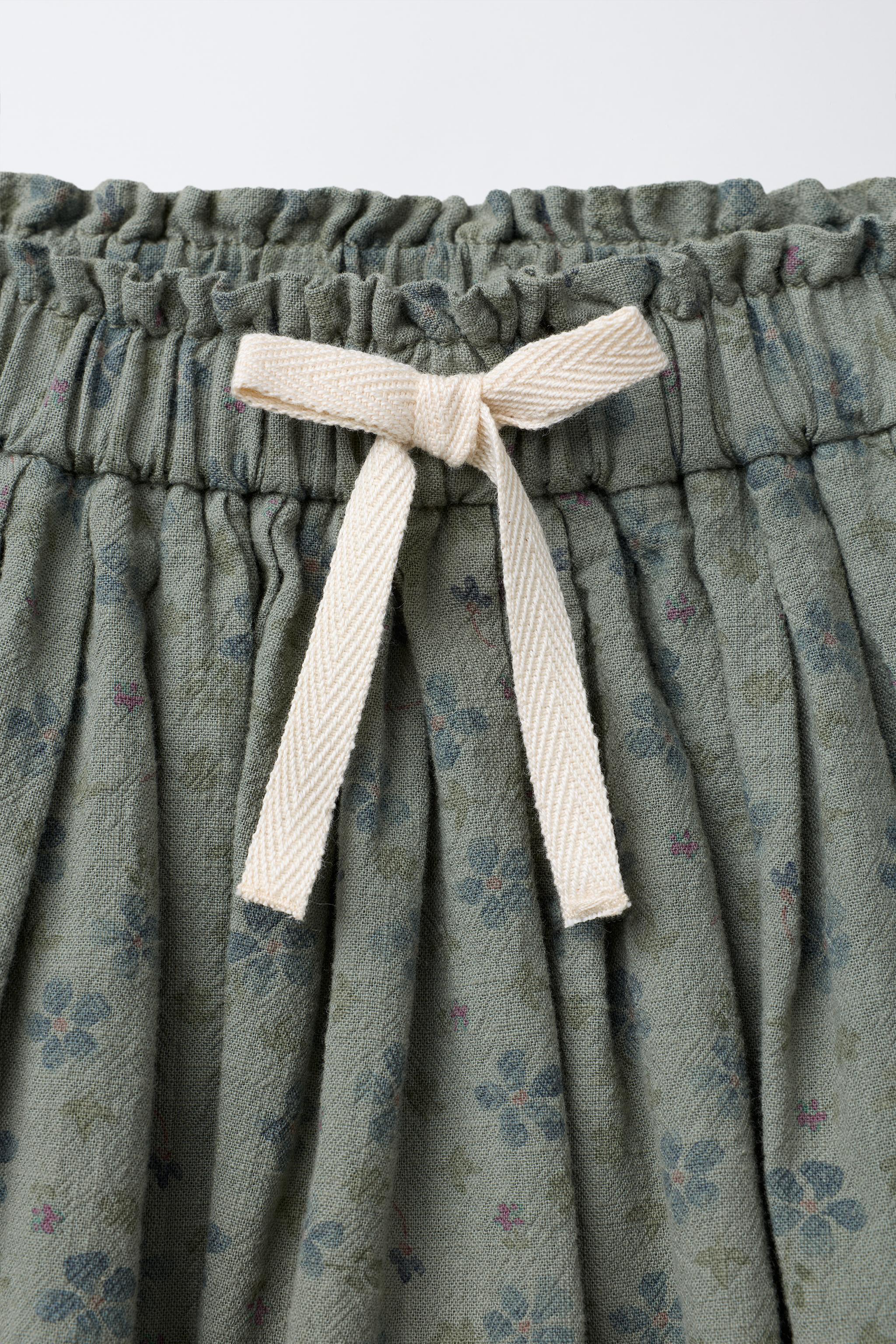 TEXTURED FLORAL SKORT - Gray green | ZARA United States
