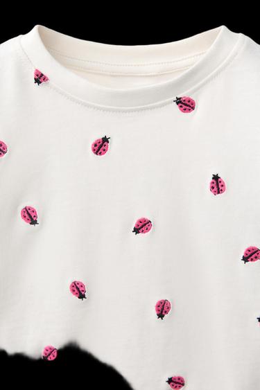 CONJUNTO CAMISETA Y BERMUDA BORDADOS - Crudo de Zara