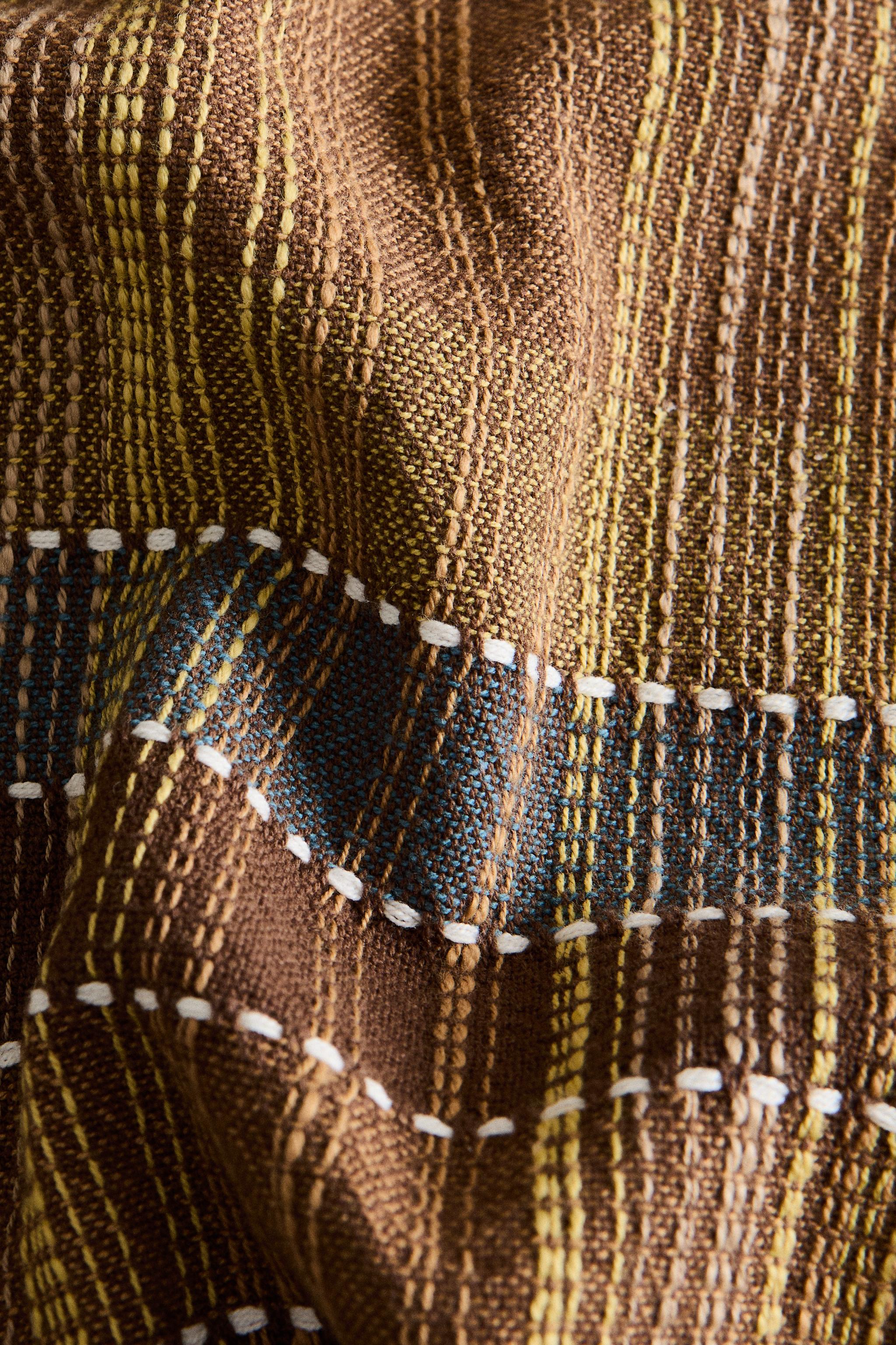 STRIPED COTTON BLANKET WITH FRINGING
