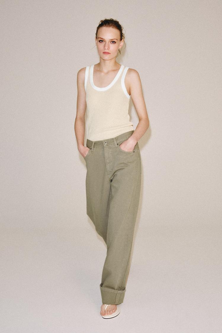 CONTRAST PIPING TOP