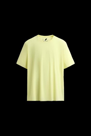 Zara LIGHTWEIGHT TECHNICAL T-SHIRT - Lime green - Image 0