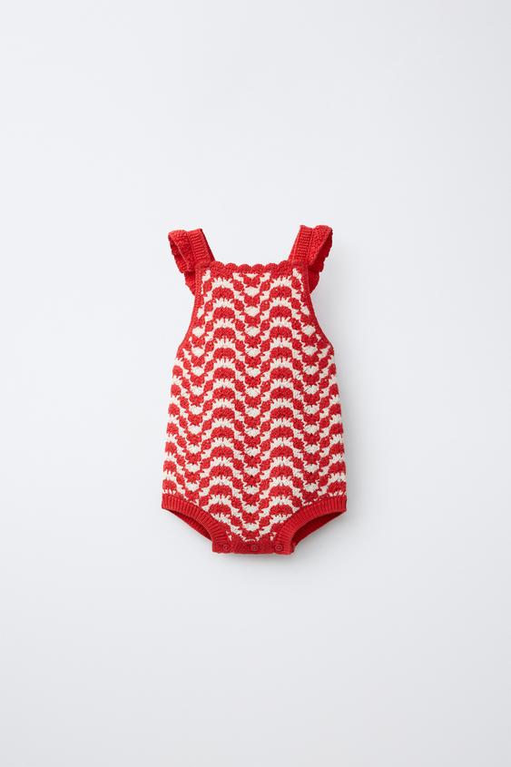 PELELE PUNTO CROCHET - Crudo / Rojo de Zara - Imagen 0