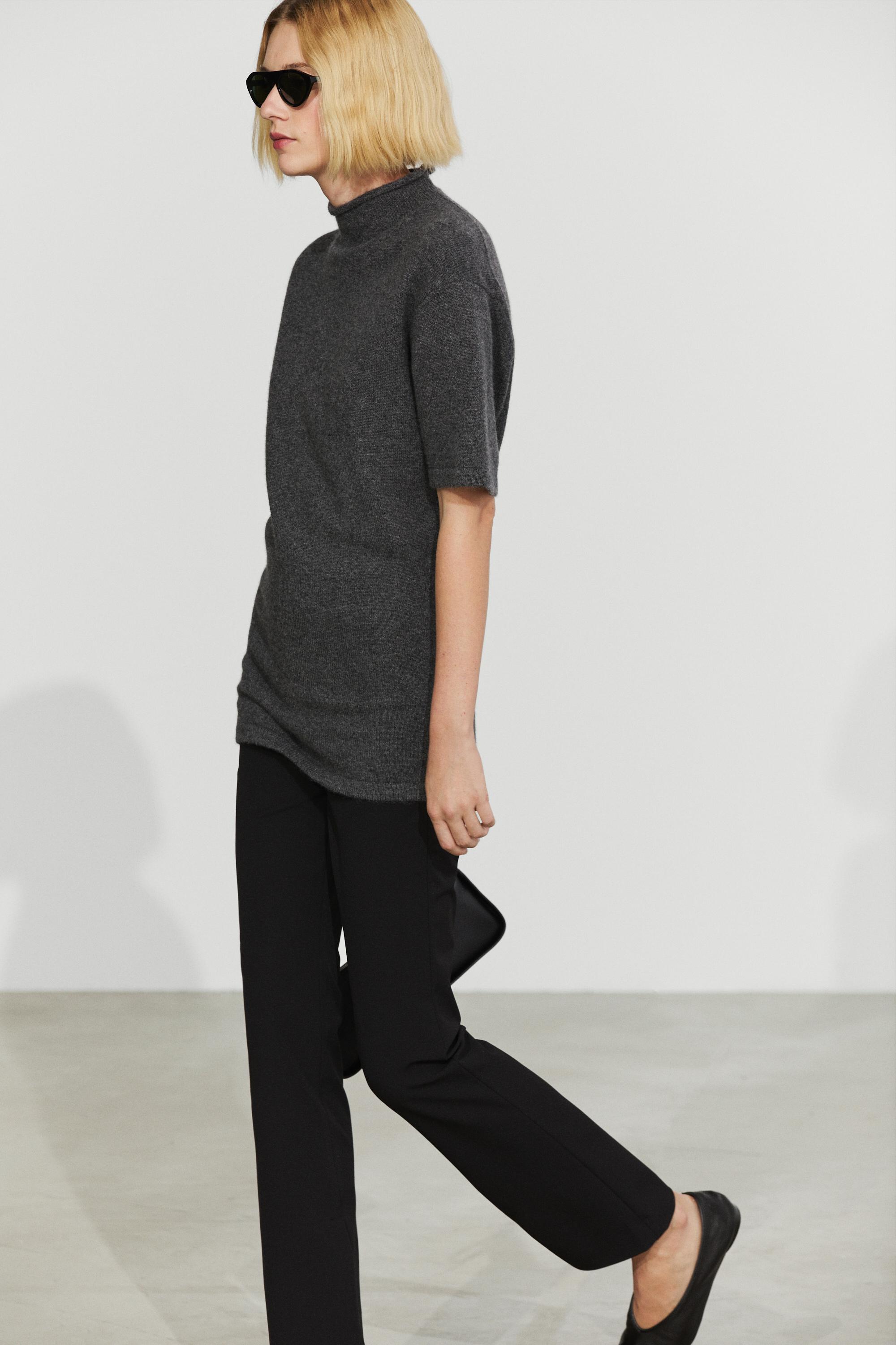 100% cashmere knit short sleeve sweater