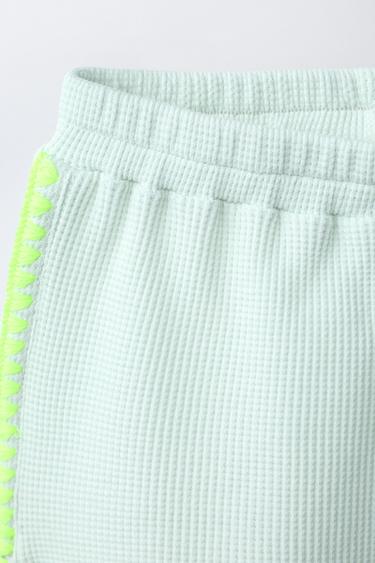 SHORT WAFFLE CONTRASTE FLUO - Bleu / Vert de Zara - Image 2