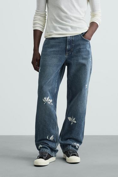 Zara EMBROIDERED RELAXED FIT JEANS - Mid-blue