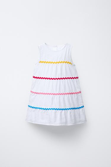 KLEID MIT RÜSCHEN CASA LAWA © X ZARA KIDS - Weiß von Zara