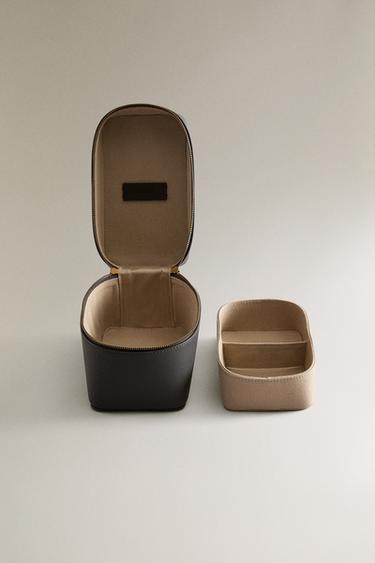 SMALL LEATHER TRAVEL JEWELLERY BOX - Chocolate Brown by Zara - Image 4