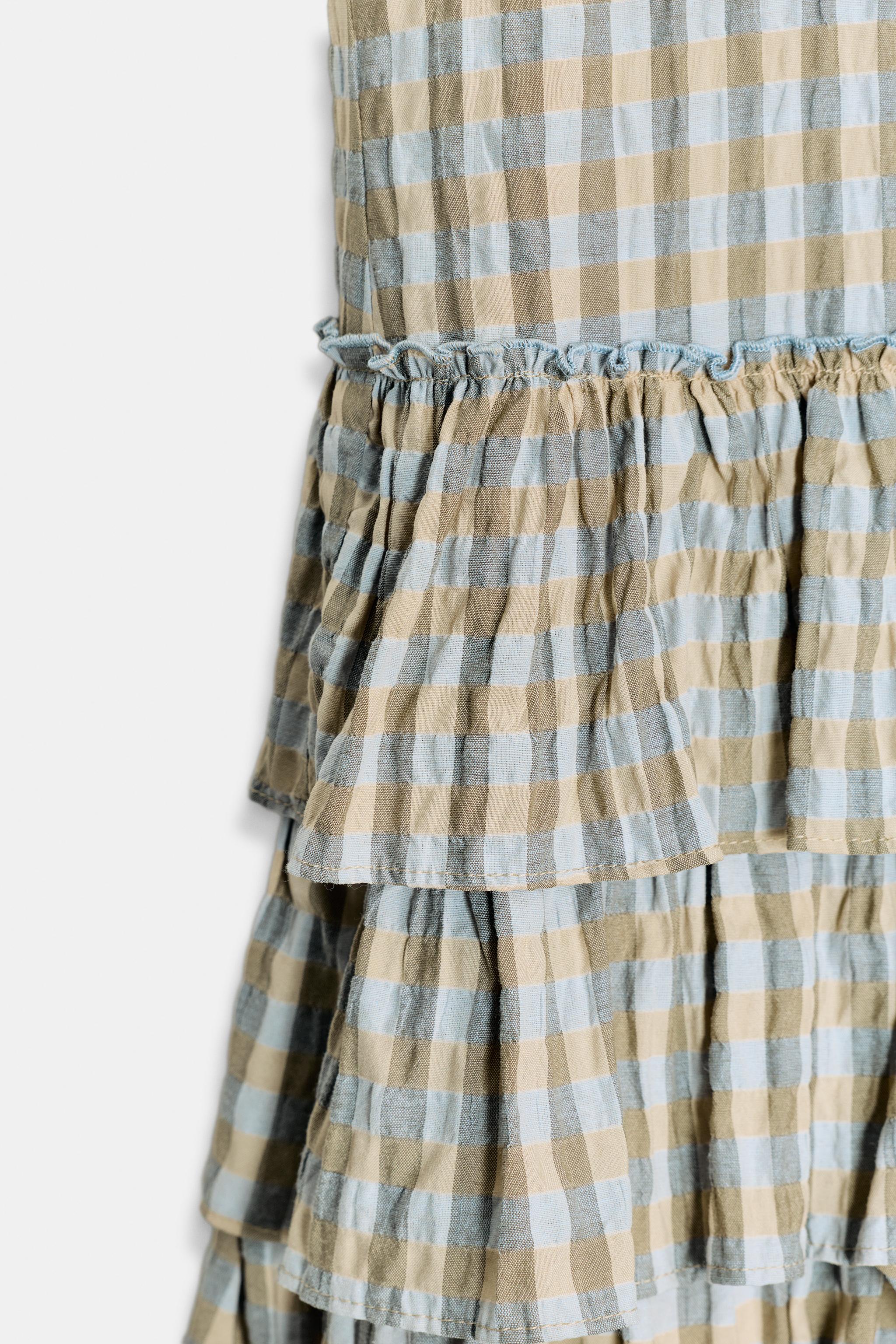 ROBE COURTE À CARREAUX ET VOLANTS