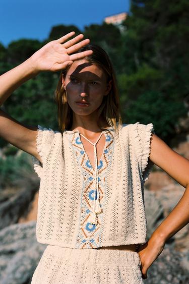 TOP CROCHET BRODÉ - Écru de Zara - Image 2