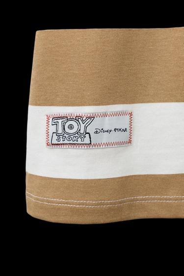 CAMISETA RAYAS PARCHES TOY STORY © DISNEY PIXAR - Marrón claro de Zara