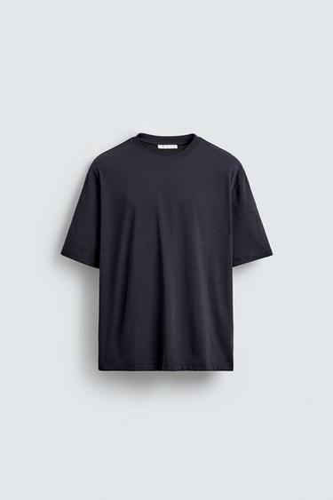 تيشرت تقني بهيكل بيكيه - بحري الخاص بـ Zara