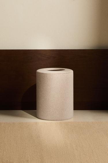 RESIN BATHROOM BIN - Beige by Zara