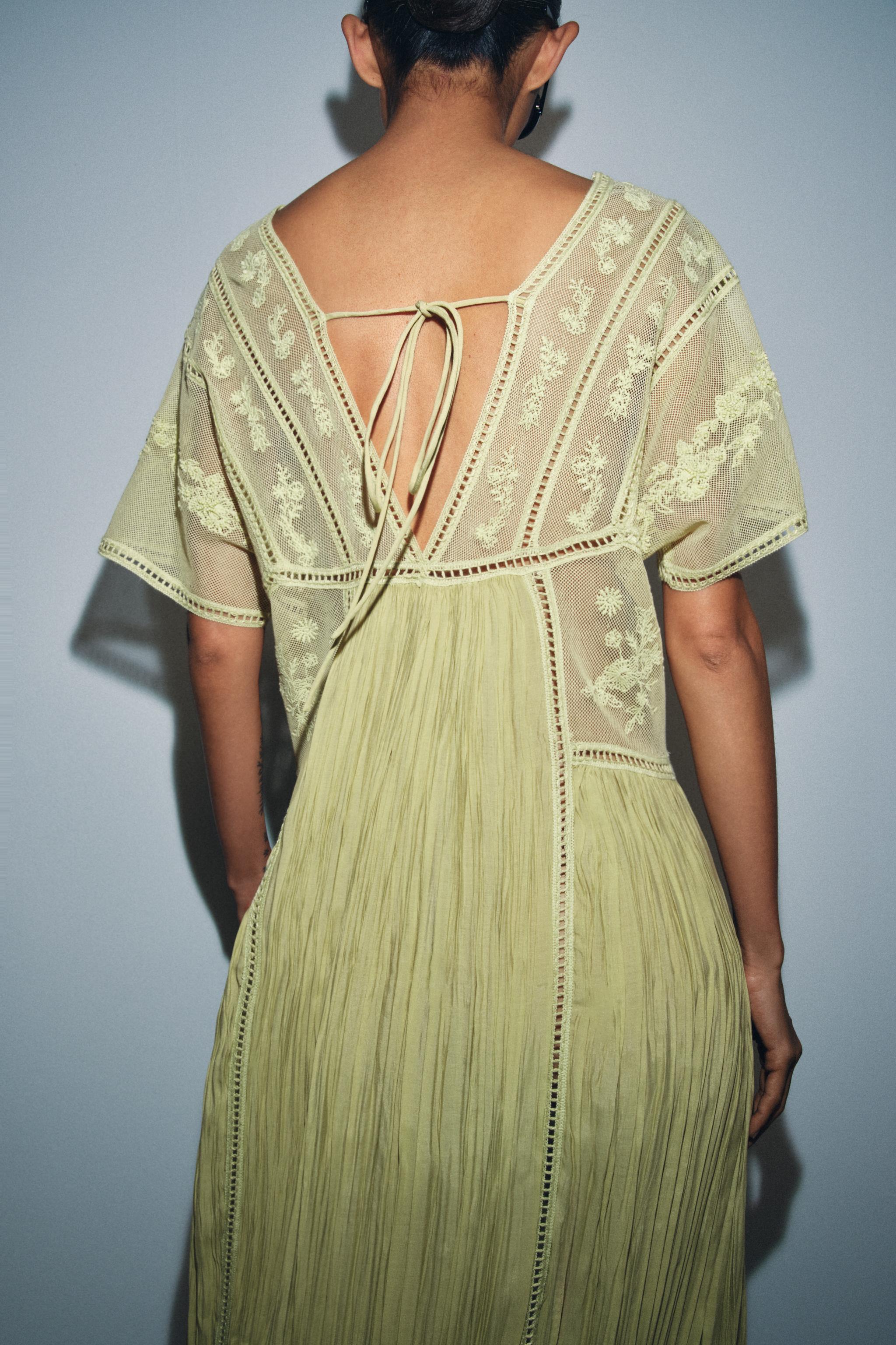 EMBROIDERED PLEATED DRESS ZW COLLECTION - Pistachio | ZARA United States EMBROIDERED PLEATED DRESS ZW COLLECTION - Pistachio | ZARA United States