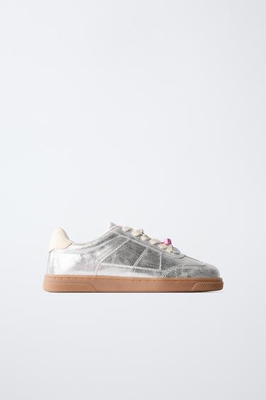 BAMBA METALIZADA CHARM - Plata de Zara