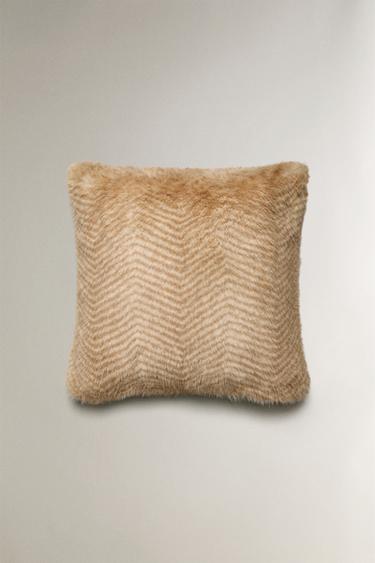 FUNDA COJÍN PELO PRINT VETAS - Beige claro de Zara - Imagen 0