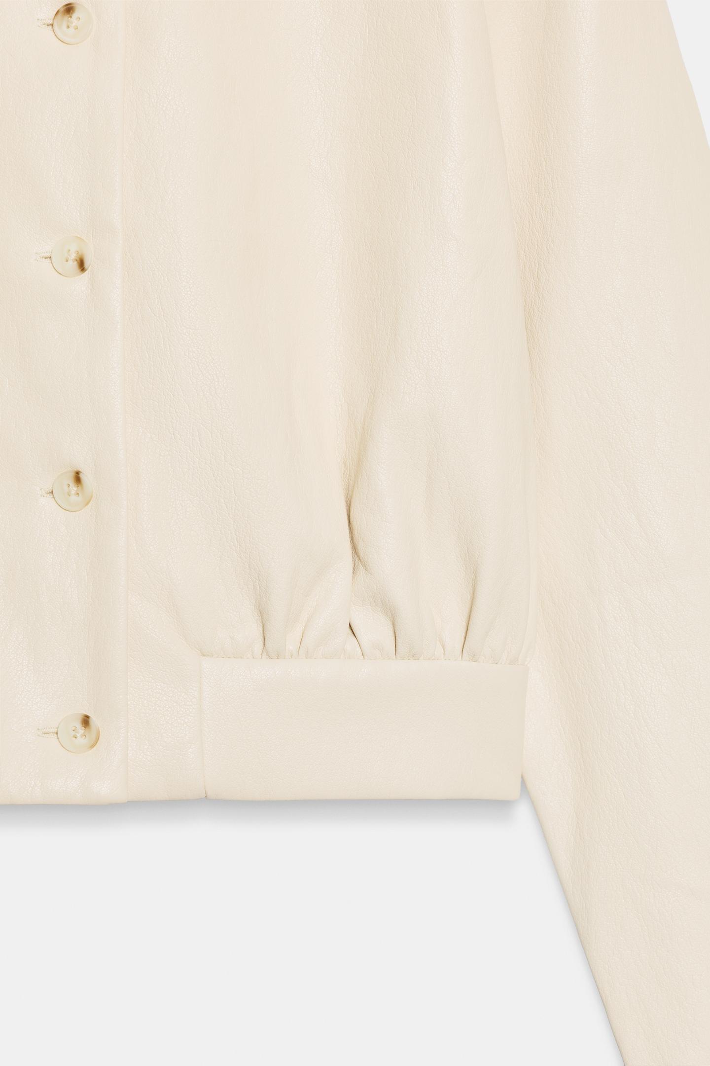 Женская рубашка Zara Cropped Leather-Effect Shoulder-Pad, цвет: Экрю — фото 10