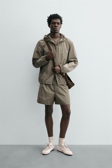 جاكيت تقني خفيف - أخضر رمادي الخاص بـ Zara - صورة 0