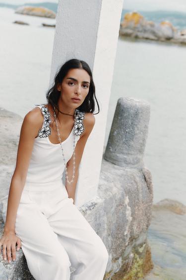 TOP AVEC APPLIQUES FLEURS - Blanc de Zara