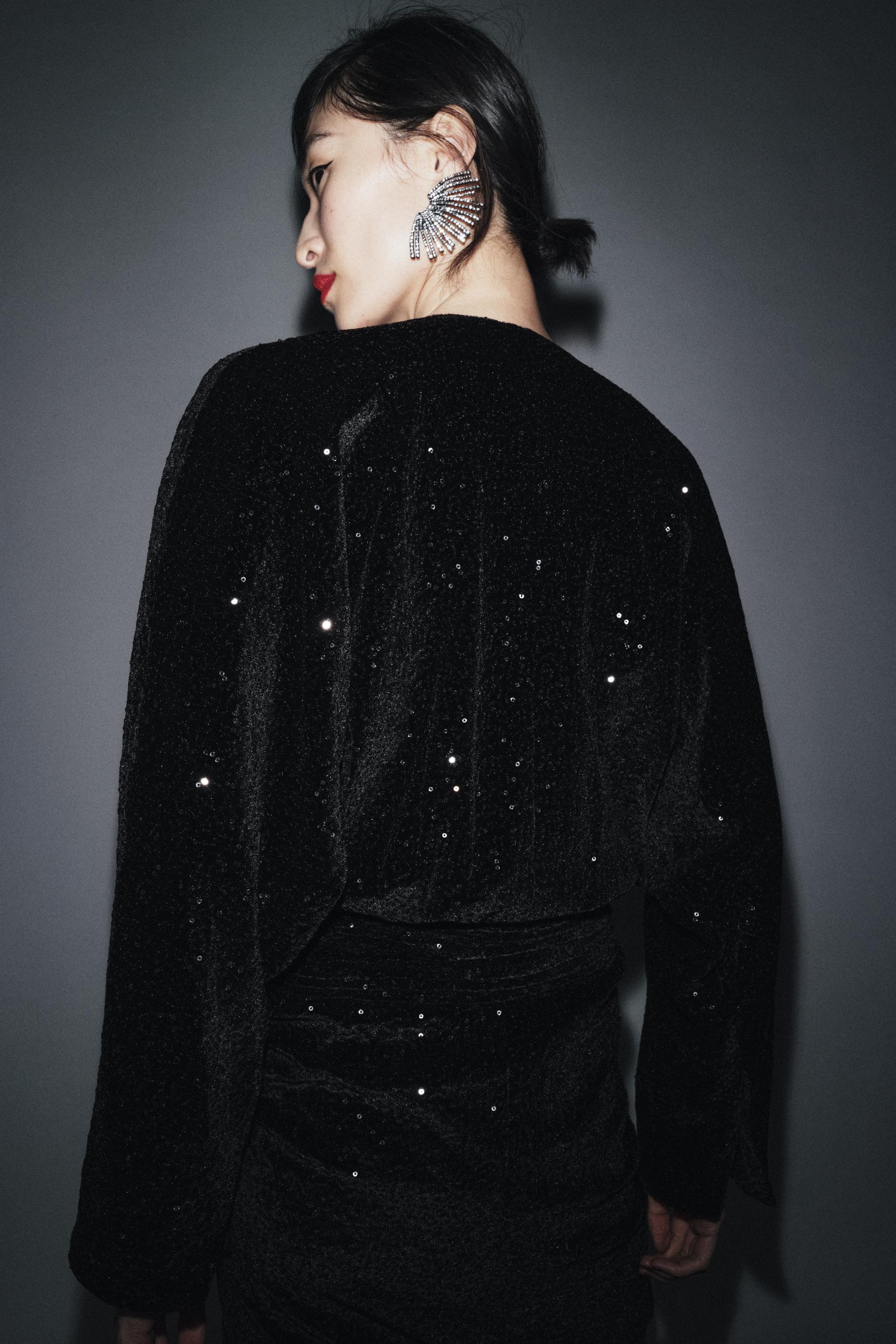 ROBE À PAILLETTES AVEC ÉPAULETTES ZW COLLECTION