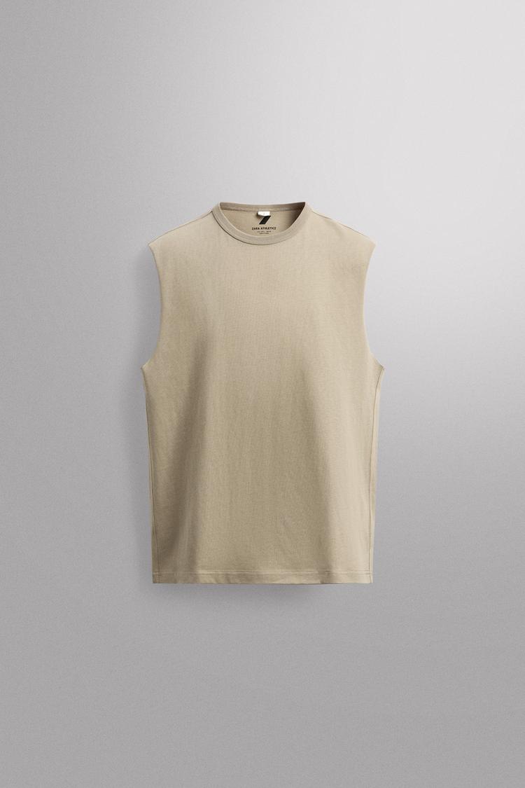 HEAVYWEIGHT TANK TOP