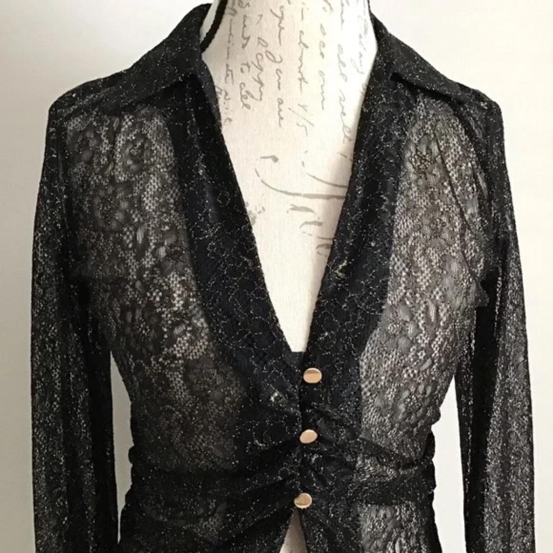 LACE SHIRT WITH GOLD BUTTONS