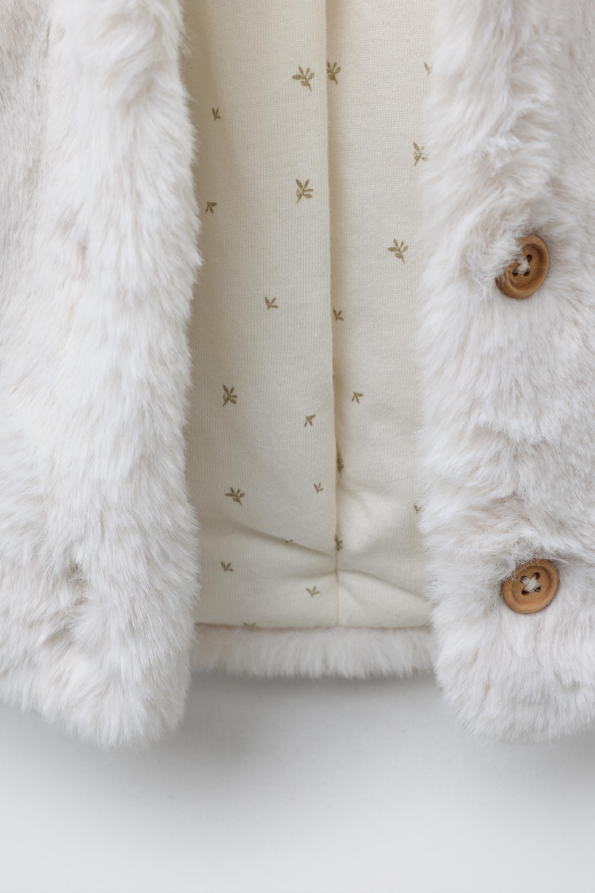 フェイクファーフード付きジャケット - エクリュ | ZARA Japan / 日本