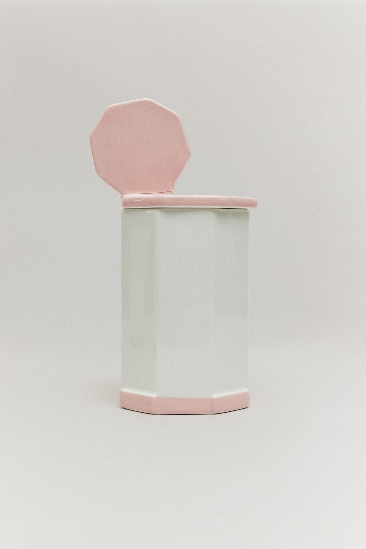 LES AMIES CANDLE 01 — Light mauve