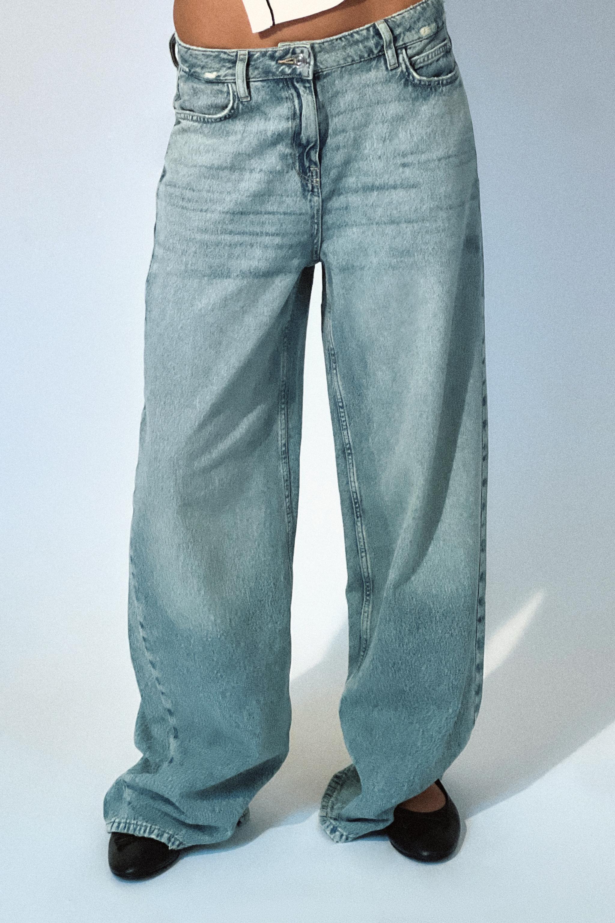 Light Blue Versatile Straight Jeans, Loose Fit Slash Pockets Baggy Den