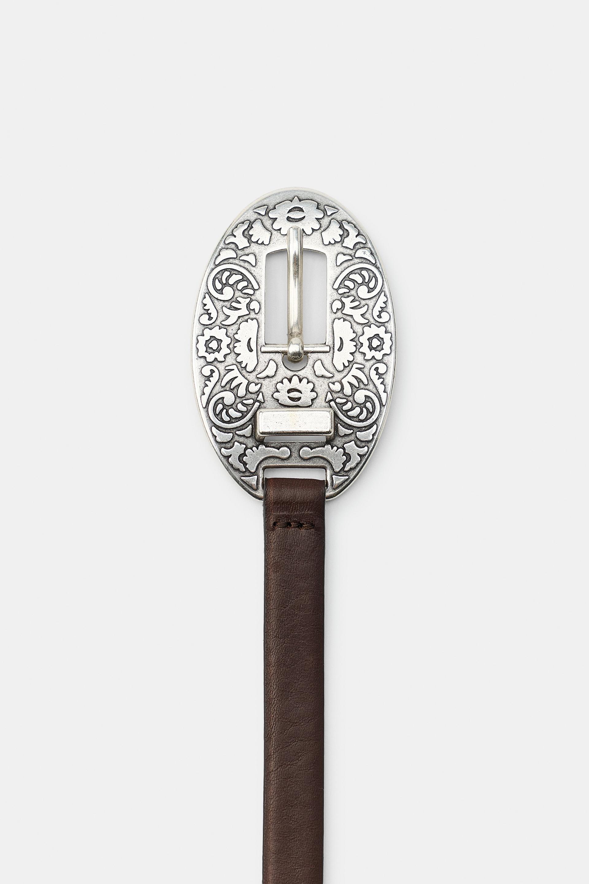 100% LEATHER BELT WITH ENGRAVED BUCKLE — صورة 4