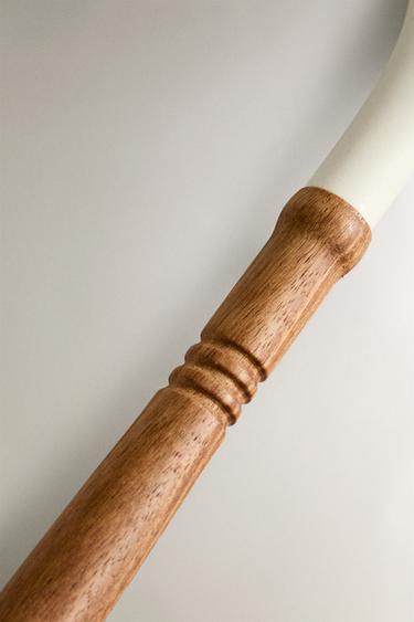 SILICONE AND WOOD LADLE - Cream by Zara - Image 3