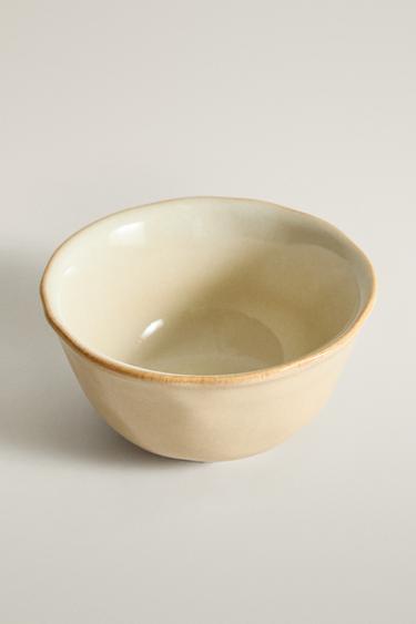 STONEWARE BOWL WITH IRREGULAR EDGE — Cream 2