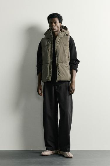 COLETE ACOLCHOADO COM CAPUZ REGULAR FIT - Caqui-claro da Zara - Imagem 0