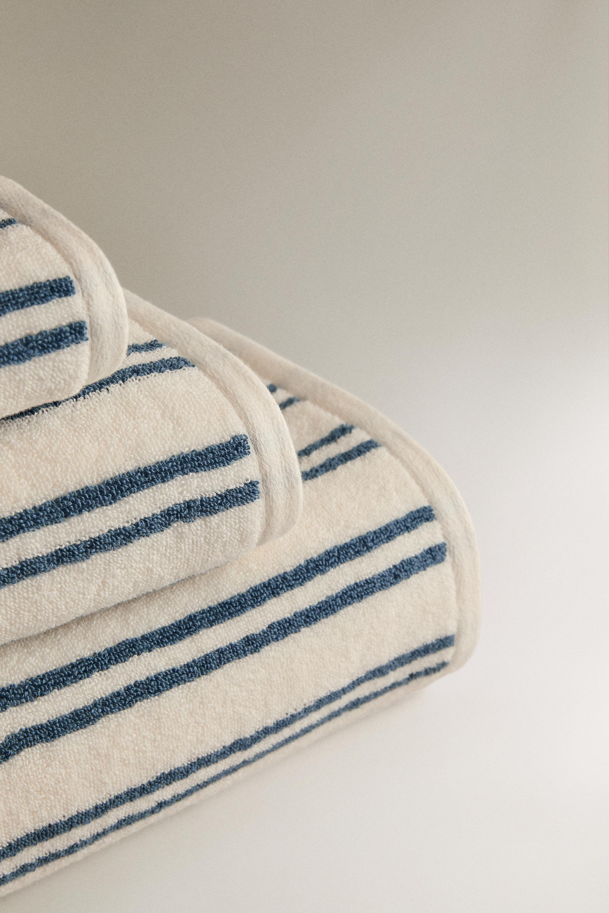 BATH TOWEL WITH DOUBLE CONTRAST STRIPE