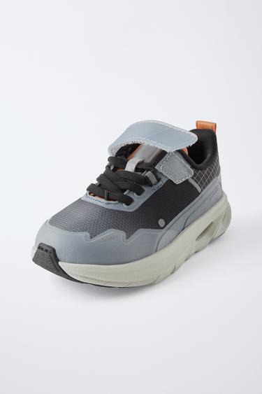 TENNIS DE SPORT DÉTAIL SEMELLE - Noir de Zara - Image 2
