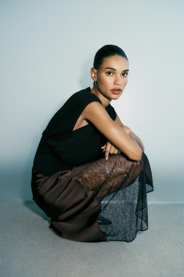 MIDI-ROCK AUS SATIN MIT MATERIALKOMBINATION - Braun von Zara