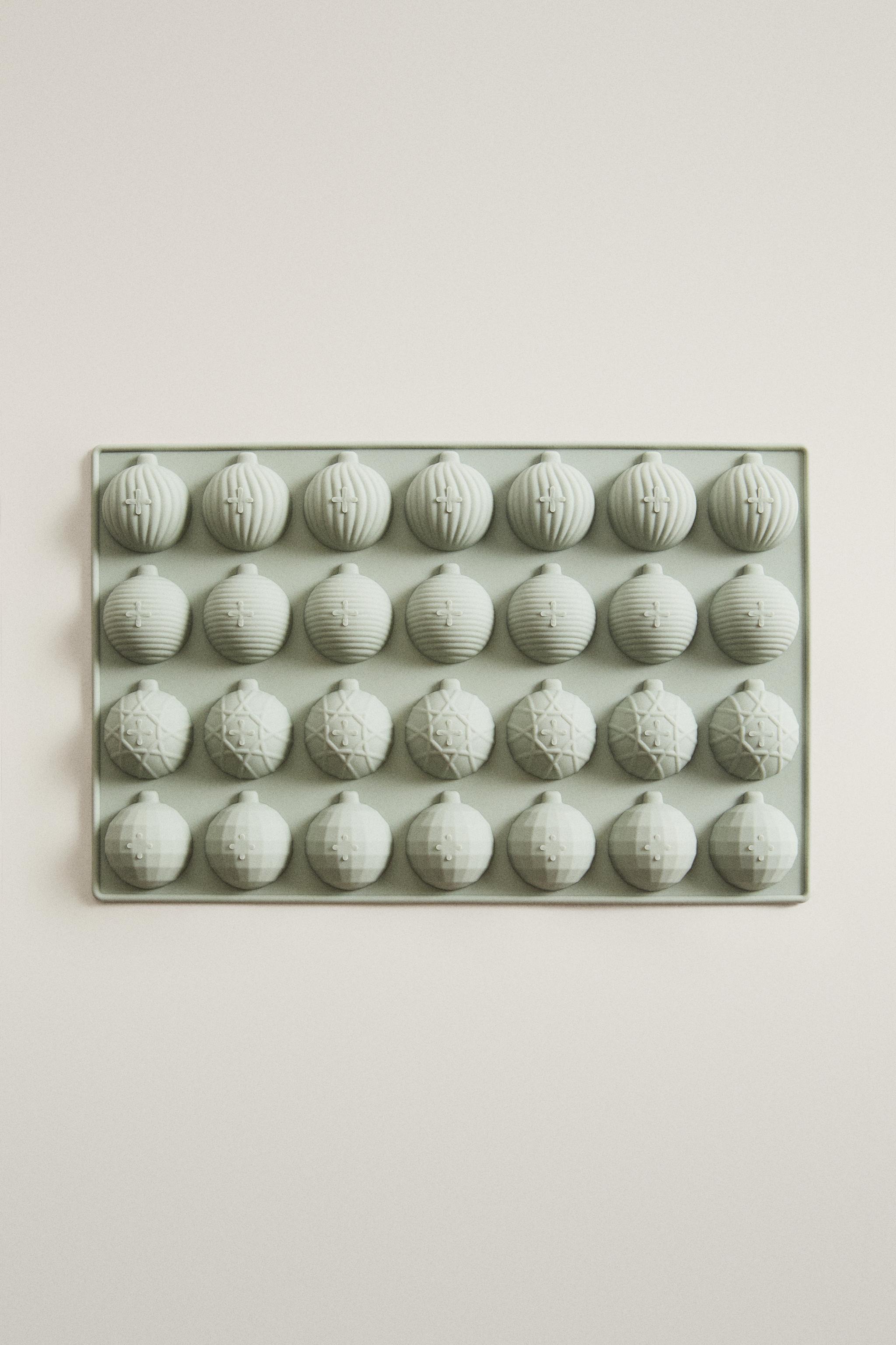 SILICONE CHRISTMAS BAUBLE MOLD