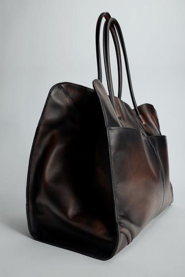 LIMITED EDITION LEATHER SHOULDER BAG - Brown by Zara