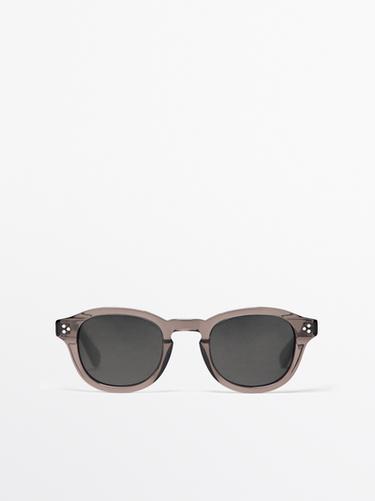 Lunettes de soleil arrondies - Gris de Zara