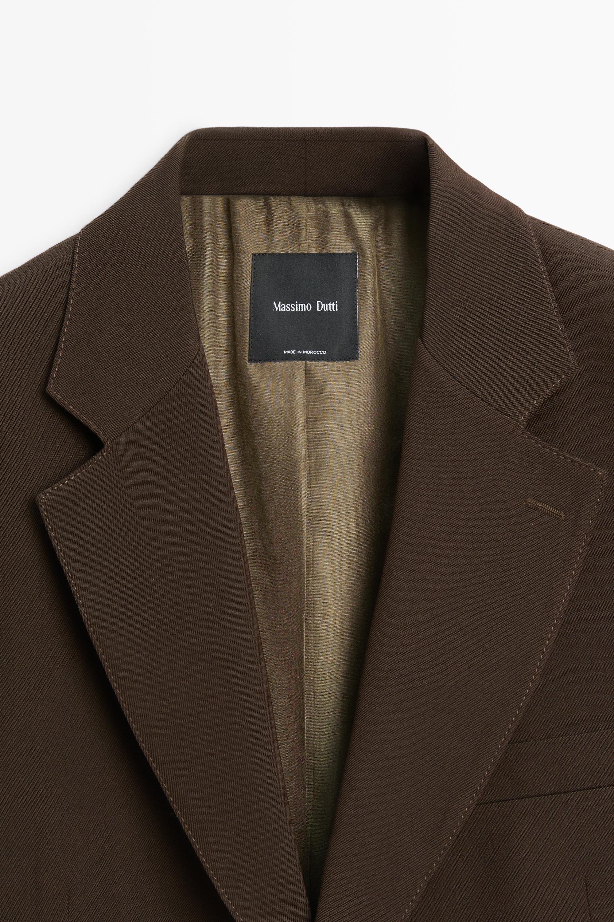 Fluid wool blend blazer total look