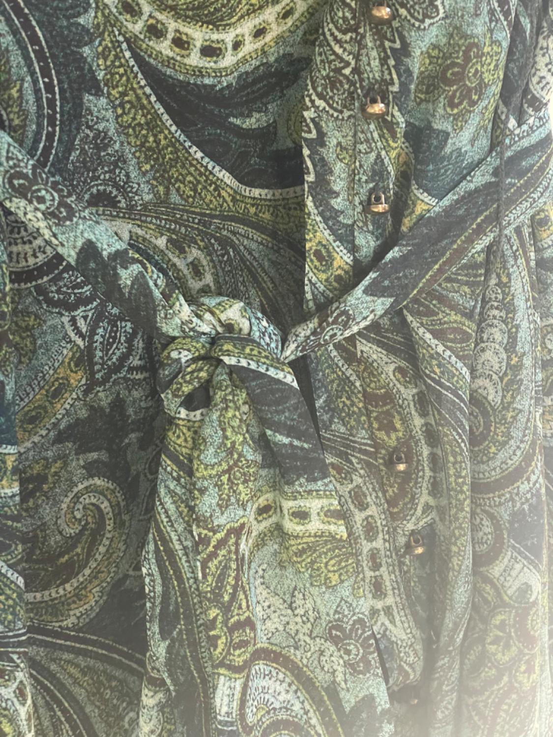 VESTIDO CAMISERO ESTAMPADO - Image 3