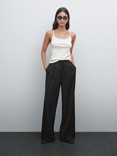 Top punto tirantes puntilla - Crudo de Zara - Imagen 0