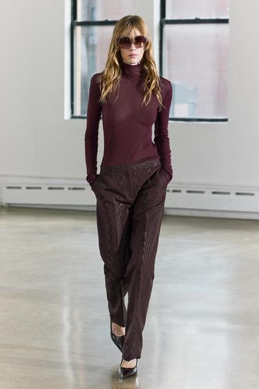 БРЮКИ С МУАРОВЫМ УЗОРОМ — ZW COLLECTION — БОРДОВЫЙ от Zara — изображение 0